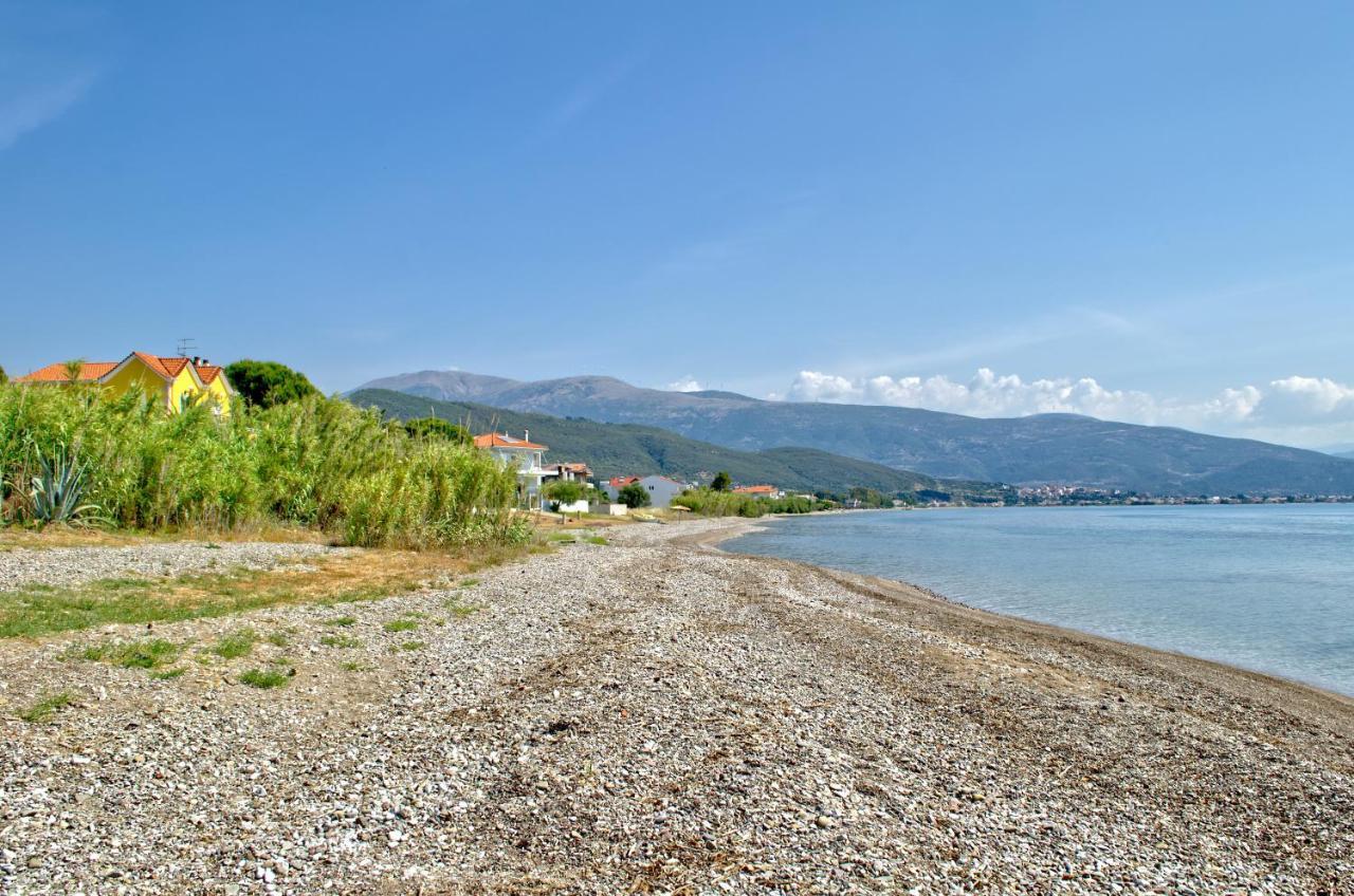 Epipleon Luxury Suites -105- Δωμάτιο 35Τμ Με Βεράντα 35Τμ Μπροστά Στη Θάλασσα Návpaktos Eksteriør bilde