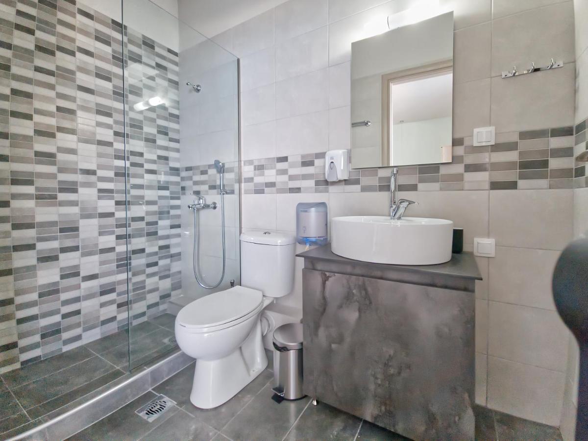 Epipleon Luxury Suites -105- Δωμάτιο 35Τμ Με Βεράντα 35Τμ Μπροστά Στη Θάλασσα Návpaktos Eksteriør bilde